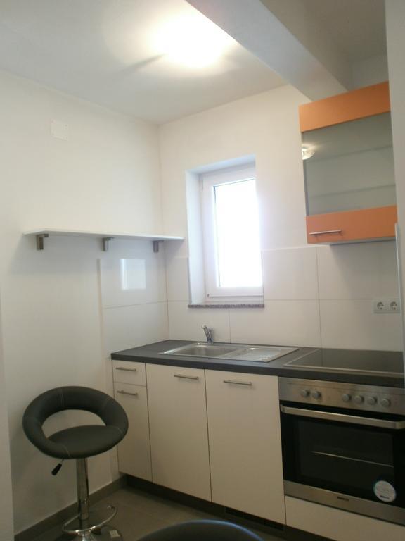Apartments Bora Liznjan Bilik gambar