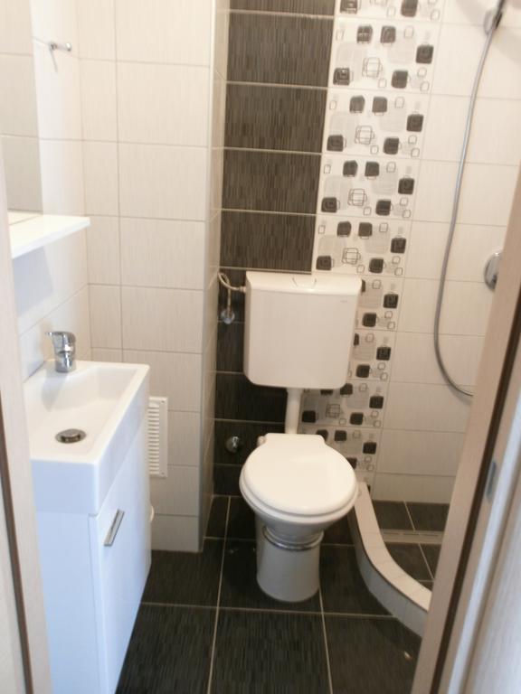 Apartments Bora Liznjan Bilik gambar