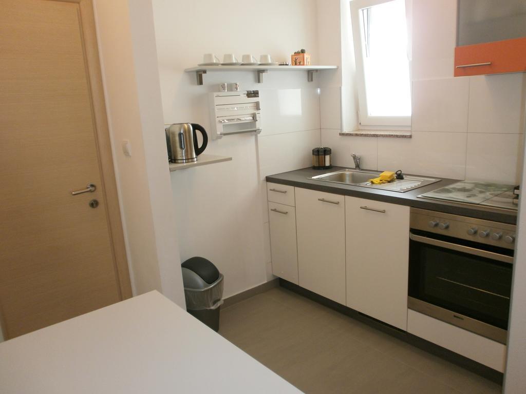 Apartments Bora Liznjan Luaran gambar